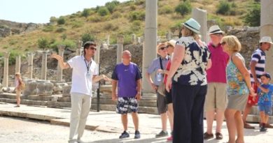 Yeni Turist Rehberliği Meslek Kanunu yayımlandı: Rehberde ne gibi özellikler aranıyor?