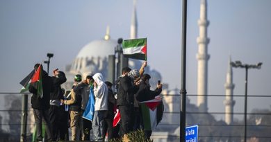 Filistin’e destek için yüz binlerce kişi Galata Köprüsü’nde buluştu